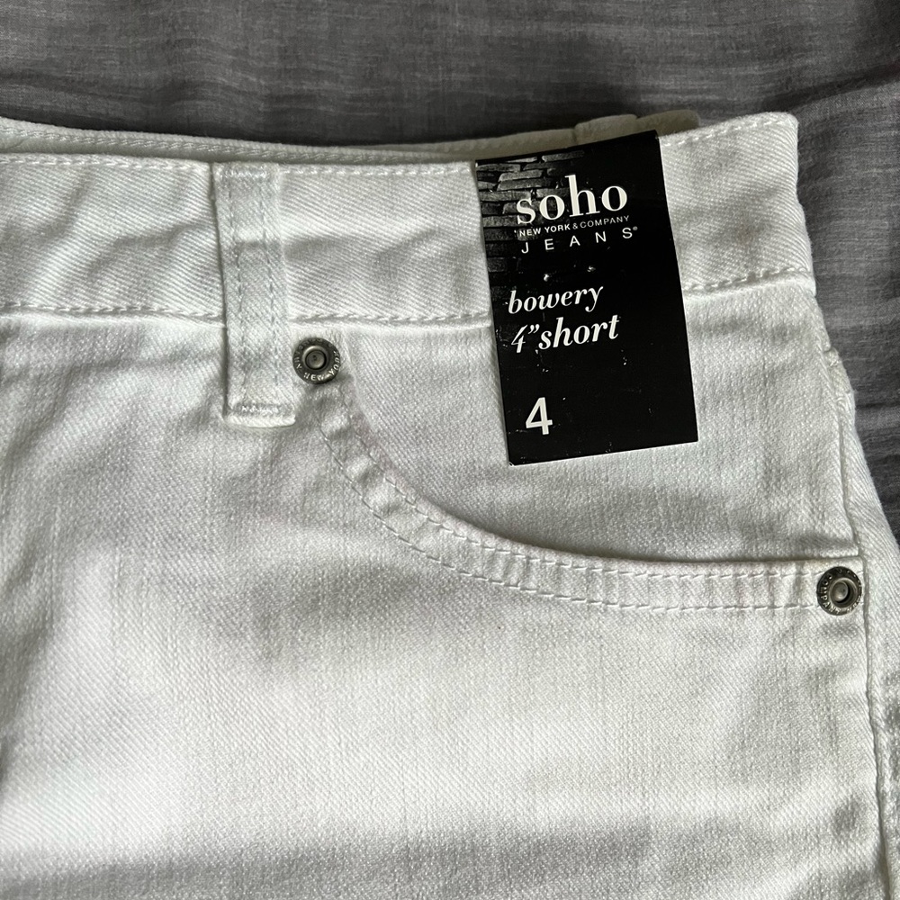 NWT New York & Company shorts - Picture 3 of 3